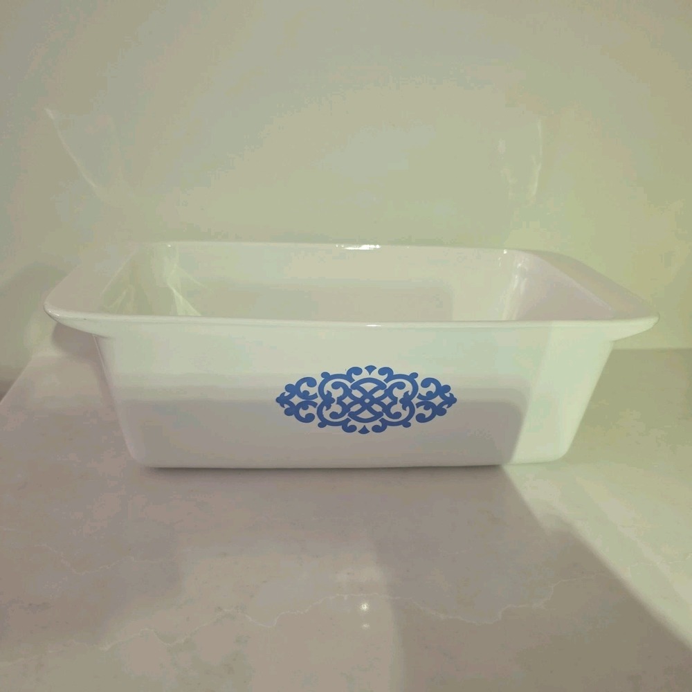 VINTAGE Corning Ware Shell Oil Promo Blue Medallion P-315-B 9"x5"x3" Loaf Pan